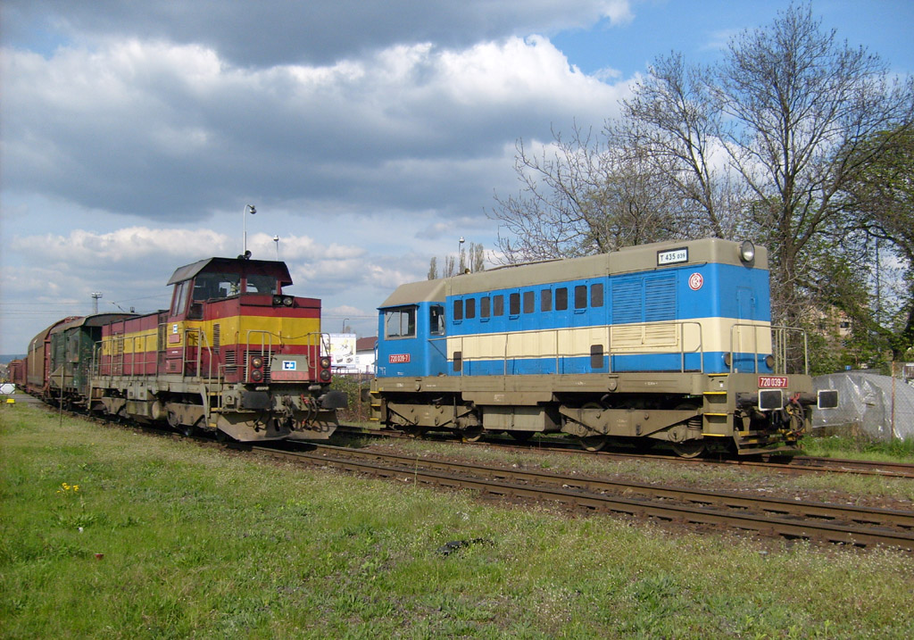 731 028-7 + 720 039-7.jpg